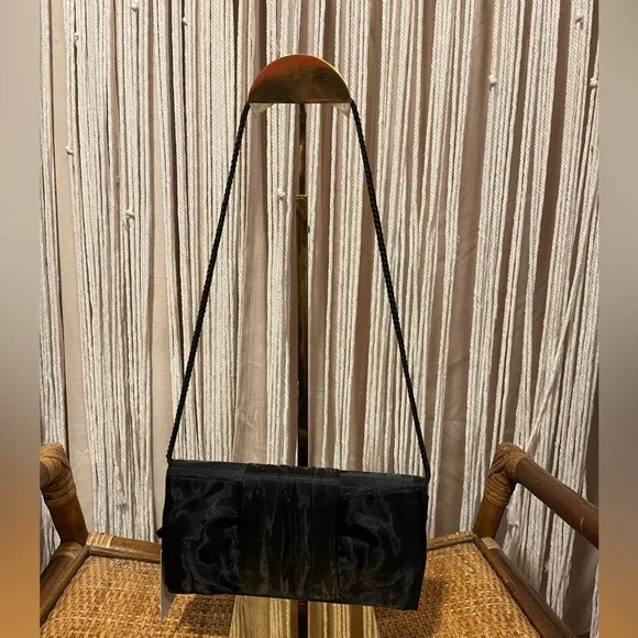 black satin evening clutch w/ pleated bow design & thin braided shoulder strap - Picture 4 of 6